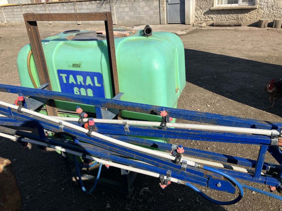 Пръскачка навесна за трактор Тарал