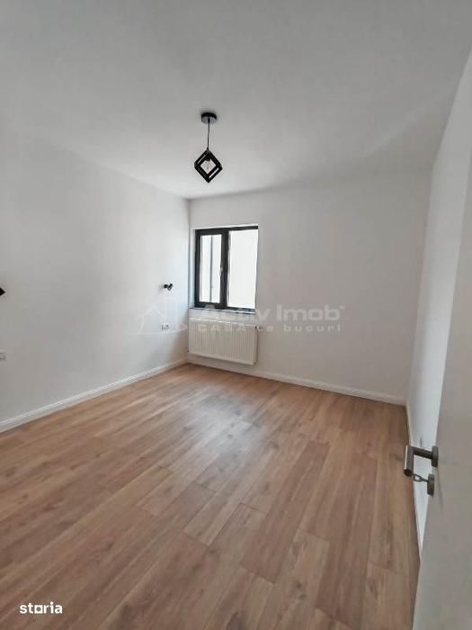Vanzare  - Casa  Individuala  – Garaj – Prelungirea Ghencea – Margelel