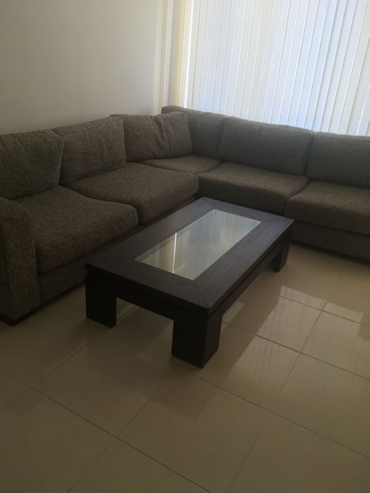 Продавам ъглов диван