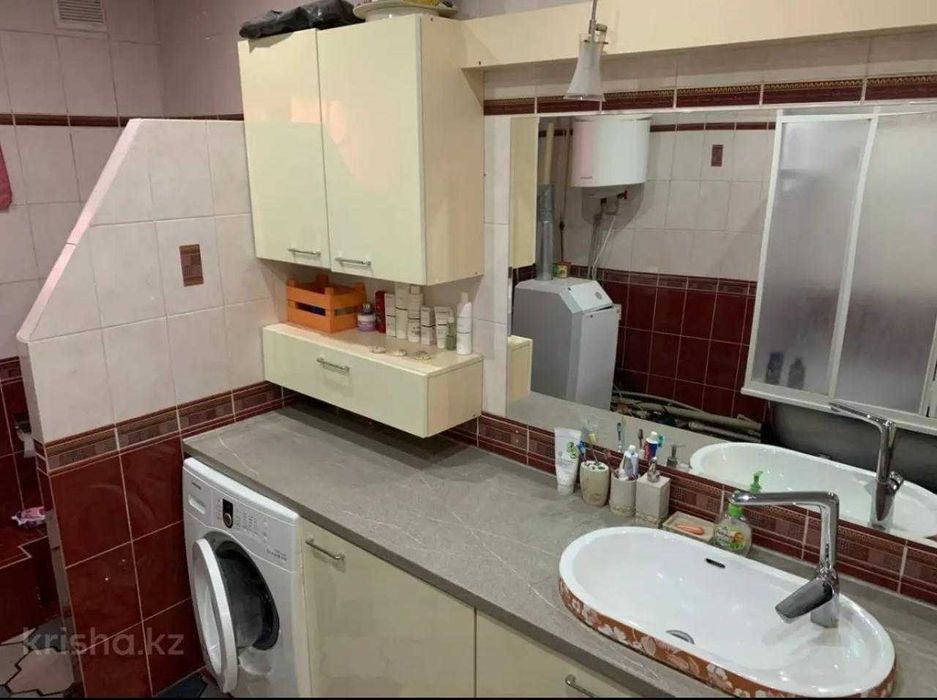 Частный дом с мансардой