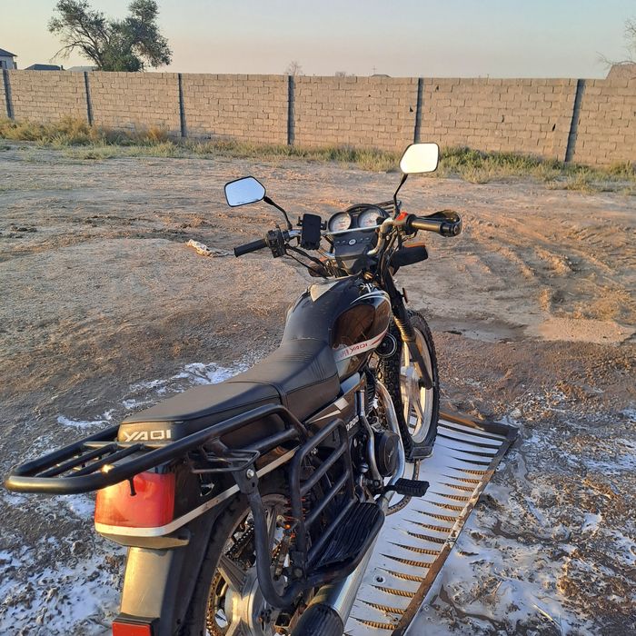 Мотоцикл yaqi 200cc