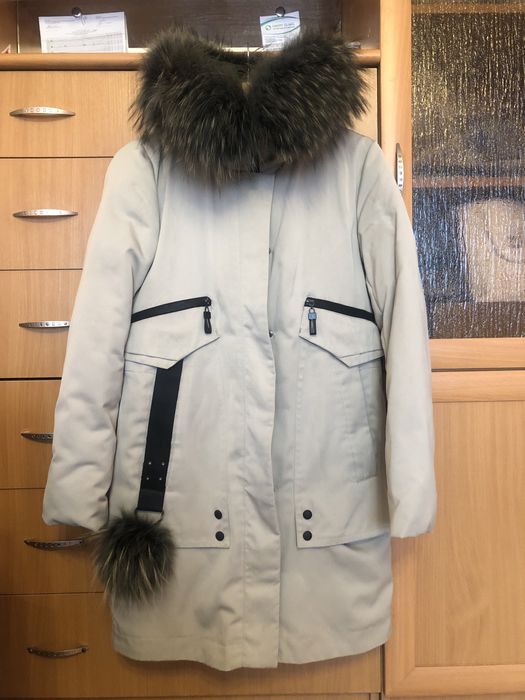 Продам парку 44 размера