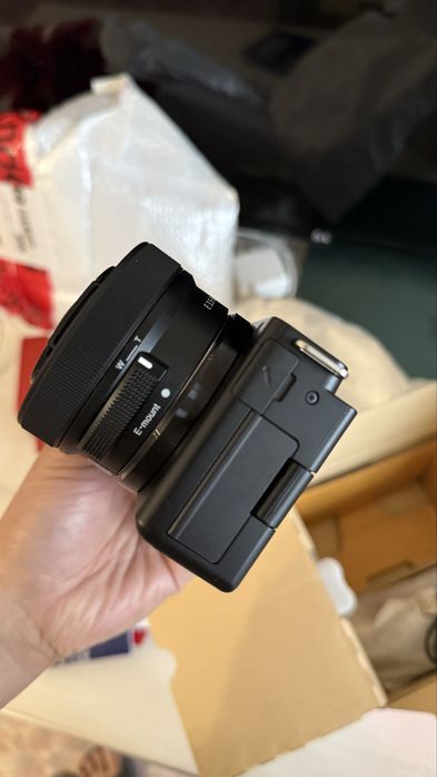 Sony zv e10 срочно продам