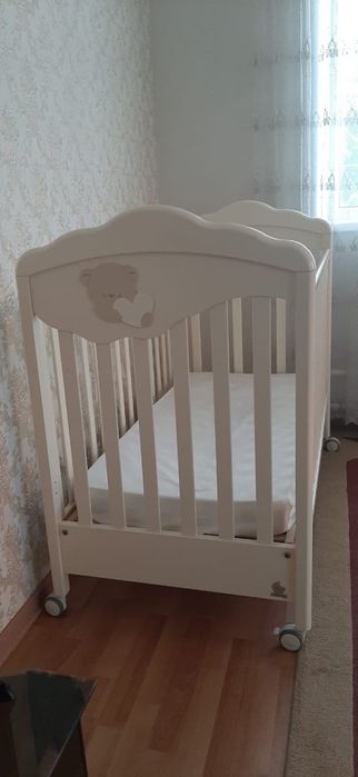 Кроватка детская