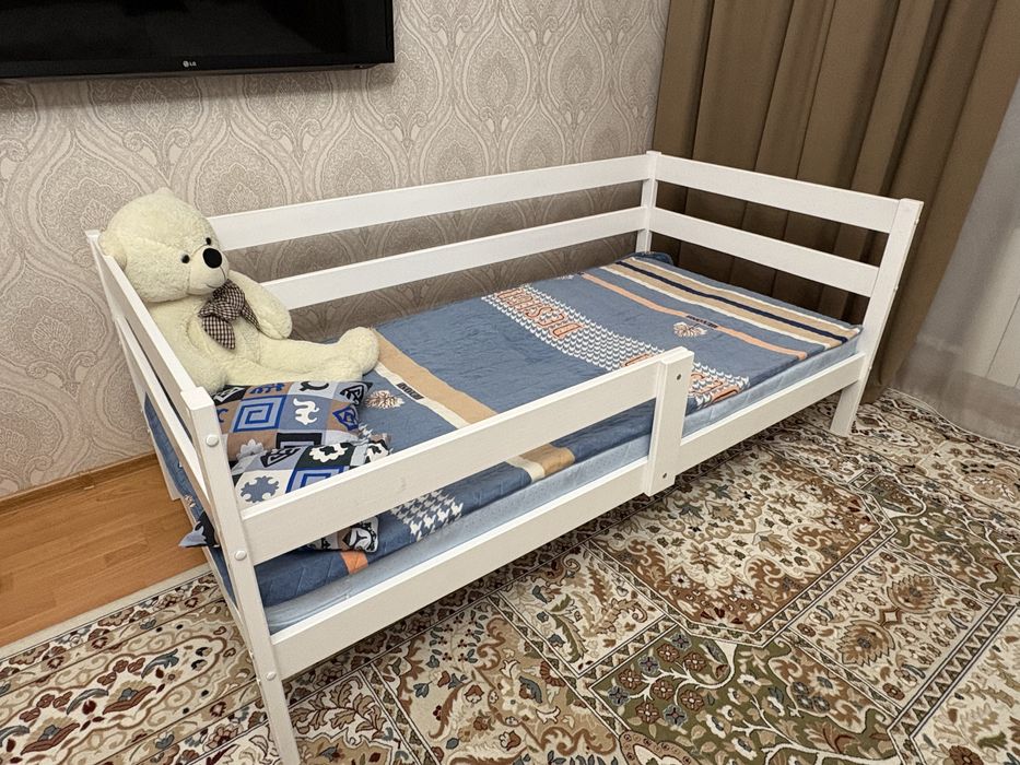 Продам детскую кровать