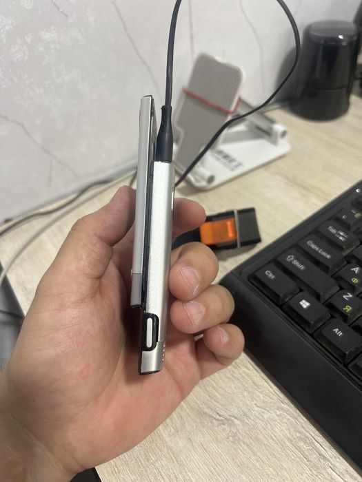 Nokia 6700 Slide
