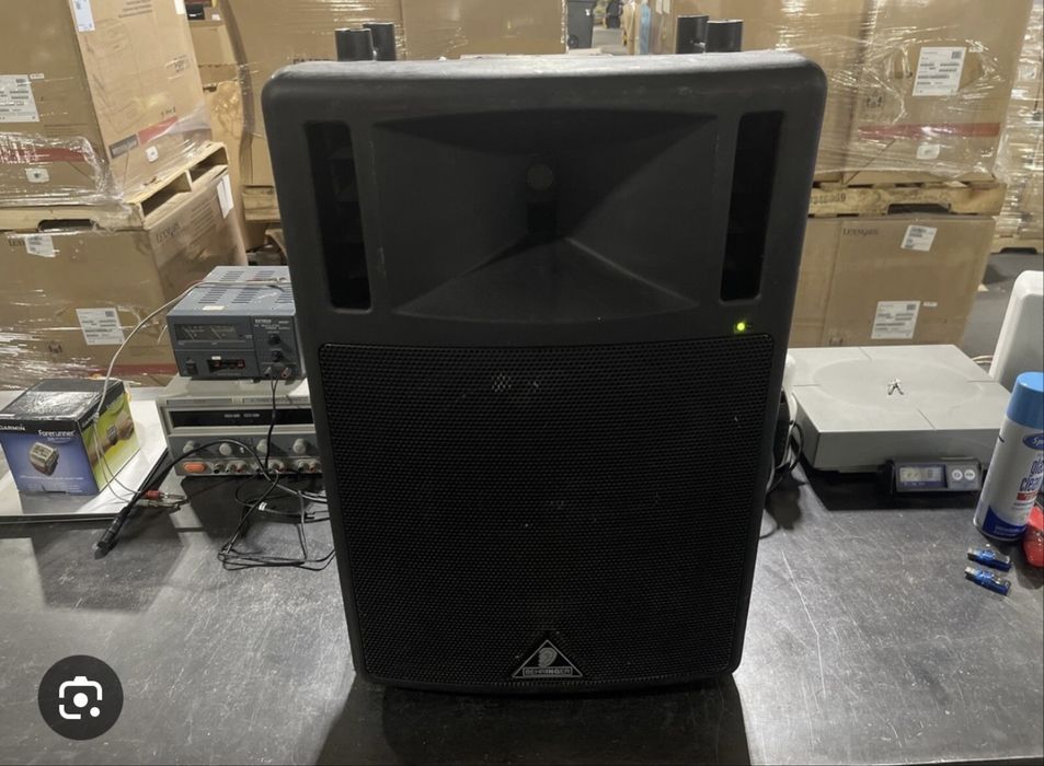 Boxe Behringer B -300 am 3 bucati cadou stative pentru ele!