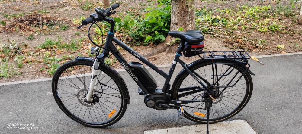 Bicicletă electrică Pegasus Solero E8