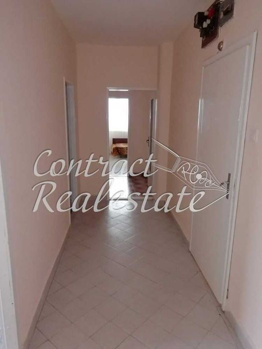 Продава се Четиристаен апартамент в Варна, Възраждане 1 - 117 кв.м за 1599 €/кв.м - Снимка #6