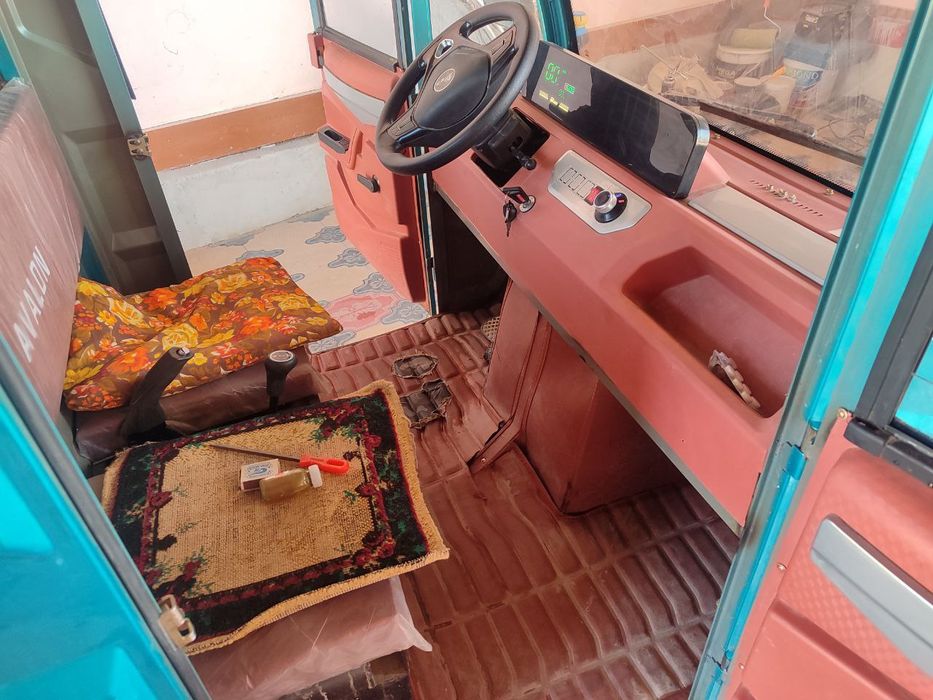 Електро муравей для груз