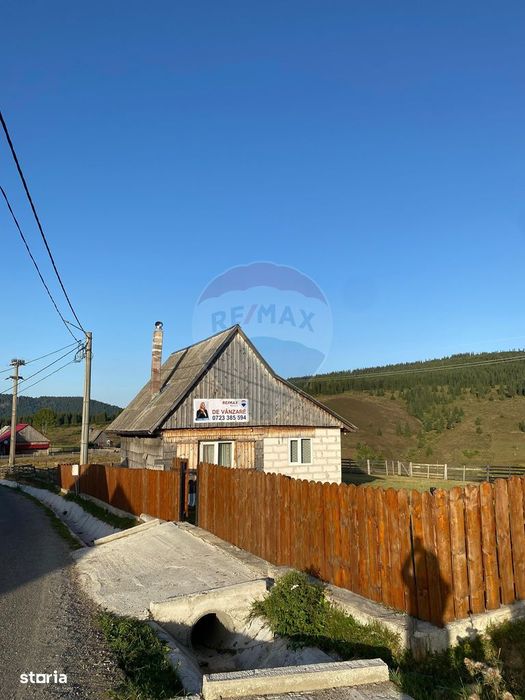 Teren+casă lemn-zona superba-Statiunea Belis-Fantanele,Giurcuta de Sus
