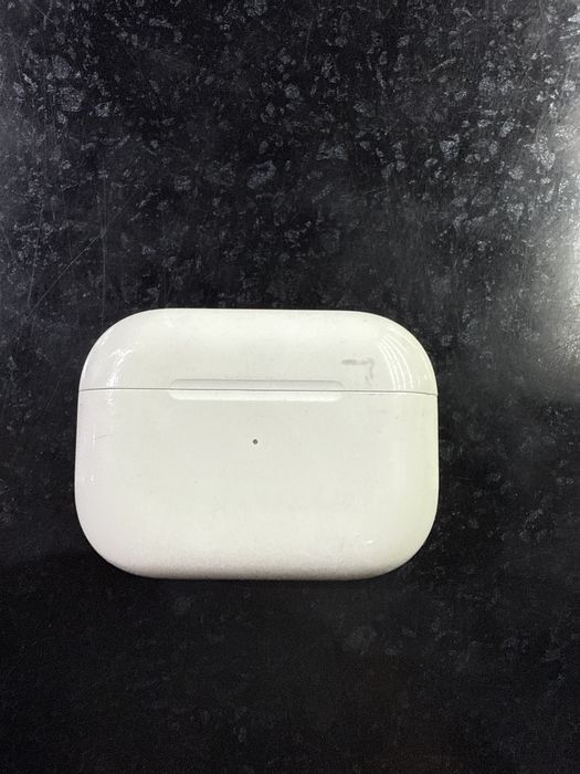 AirPods pro в хорошем состояние