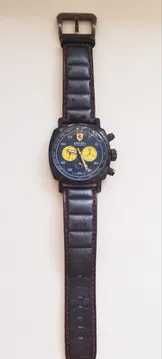 Стильные часы для мужчин Ferrari Panerai