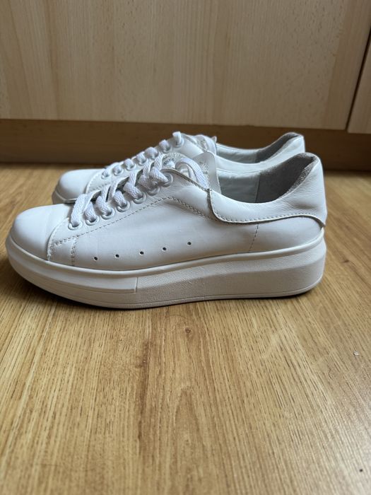 Adidași albi piele naturală