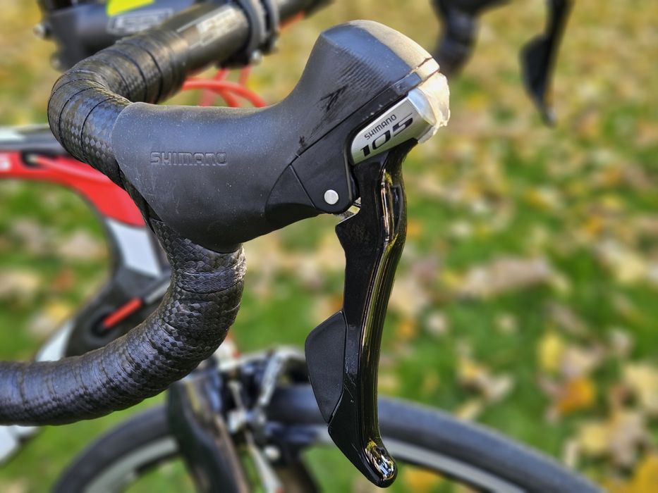 Карбонов шосеен велосипед LOOK