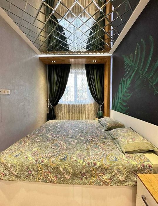 Продаётся 2в3/3/5 на ул.Саламатина 56м2