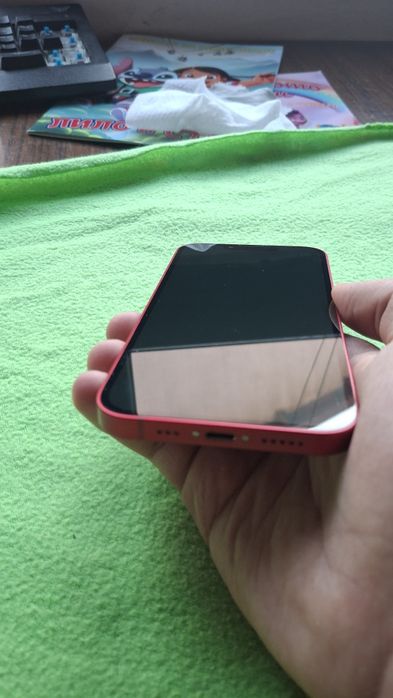 Iphone 13 Червен 87% 128gb