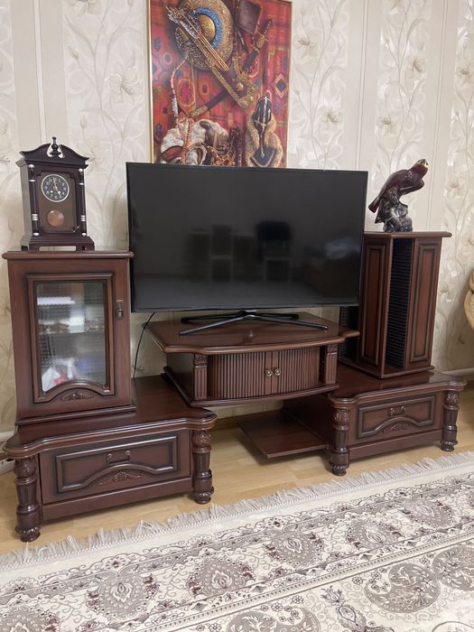 Тумба под телевизор