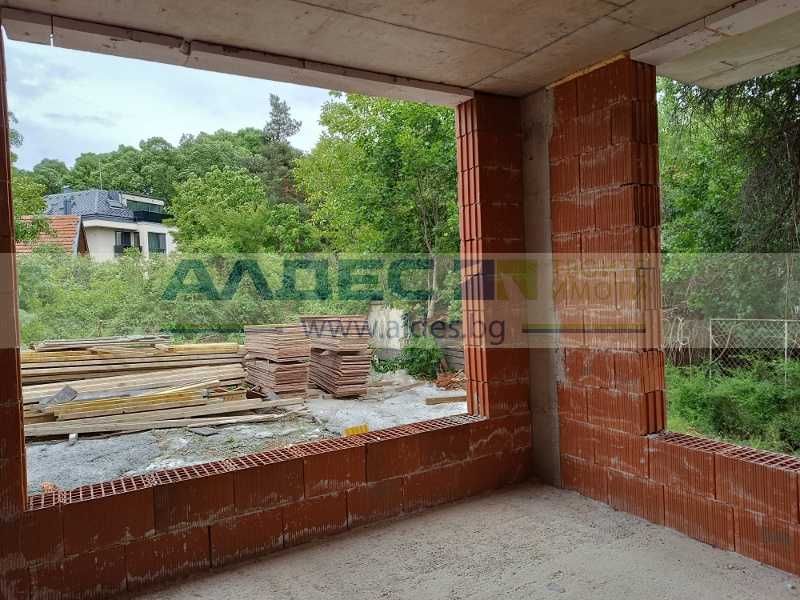 Продава тристаен ап. в Овча Купел!
