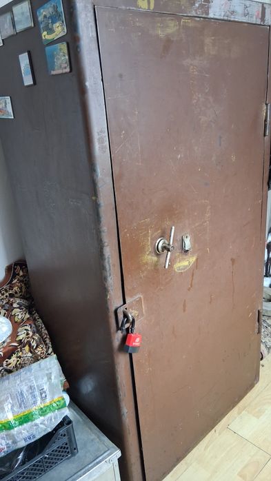 СЕЙФ Металлическая