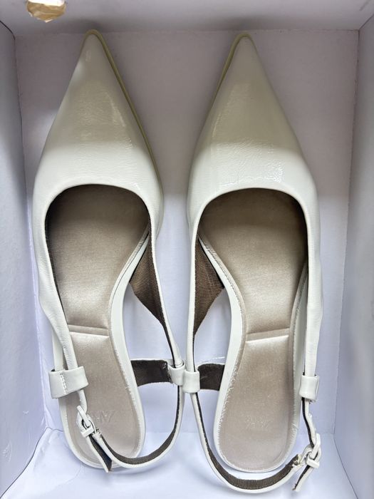 Новые туфли ZARA