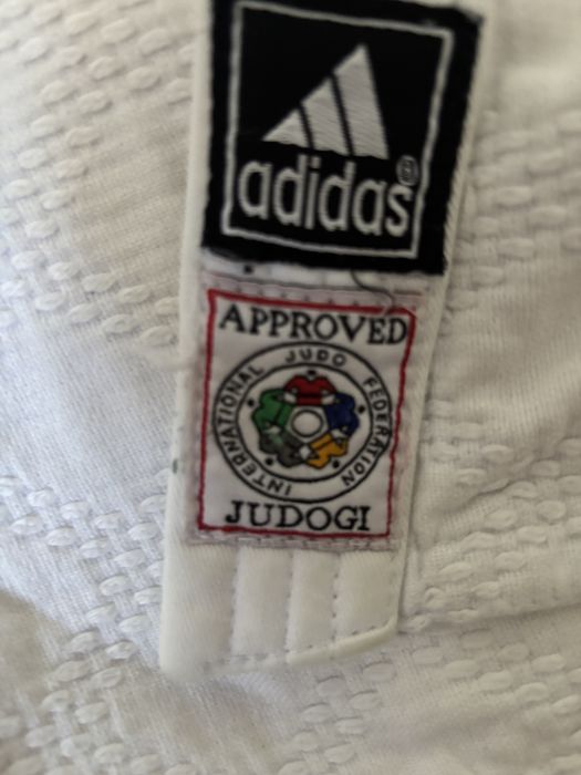 Продам кимоно для дзюдо