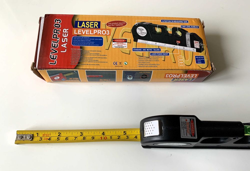 Boloboc cu nivela laser si ruleta nou