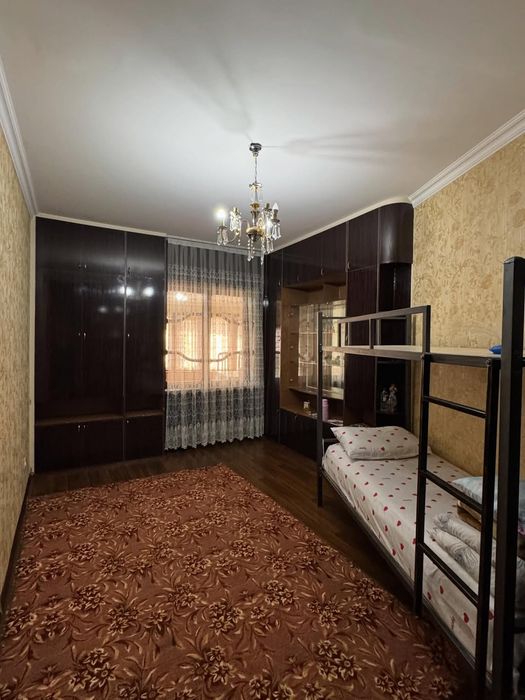Срочно продается квартира в юнусабаде.Под нежилое.