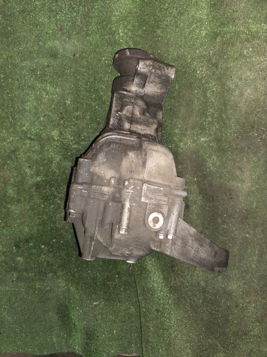 Редуктор передний Мерседес мерс мл320 мл 320 ml 163 w163