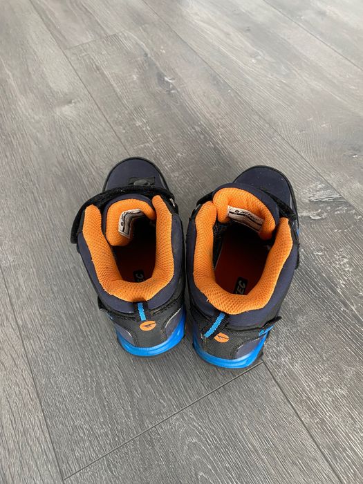 Ghete copii Hi-Tec marimea 31, stare foarte buna, impermeabile, sport