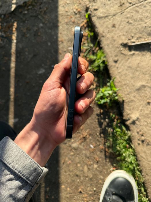 iPhone 15 ca Nou