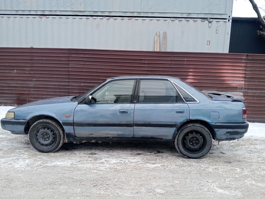 Продам автомобиль мазда626