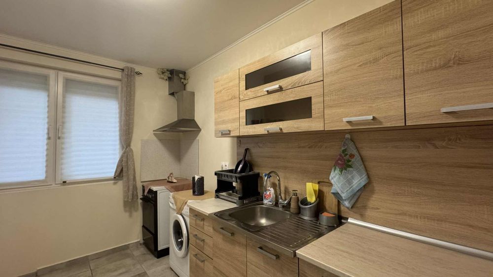 Дава се под наем Двустаен апартамент в Бургас, Лазур - 68 кв.м за 448.8 € - Снимка #5