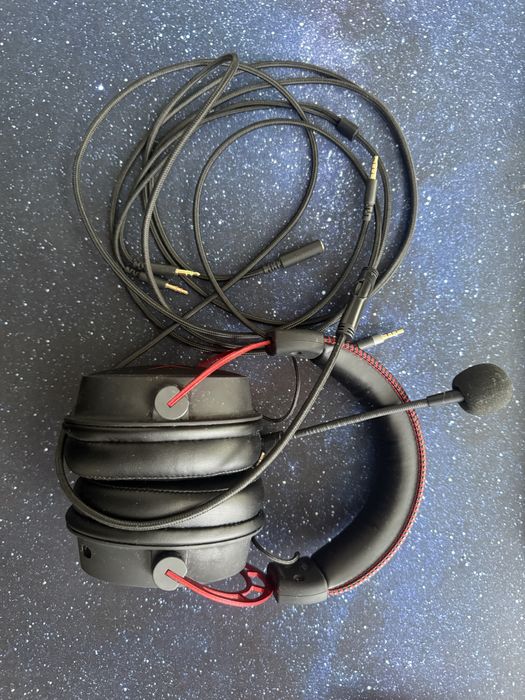 Игровые наушники  HyperX Cloud Alpha