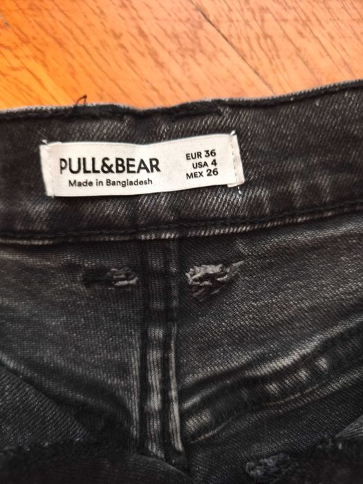 Маркови дънки Bershka, Pull& Bear