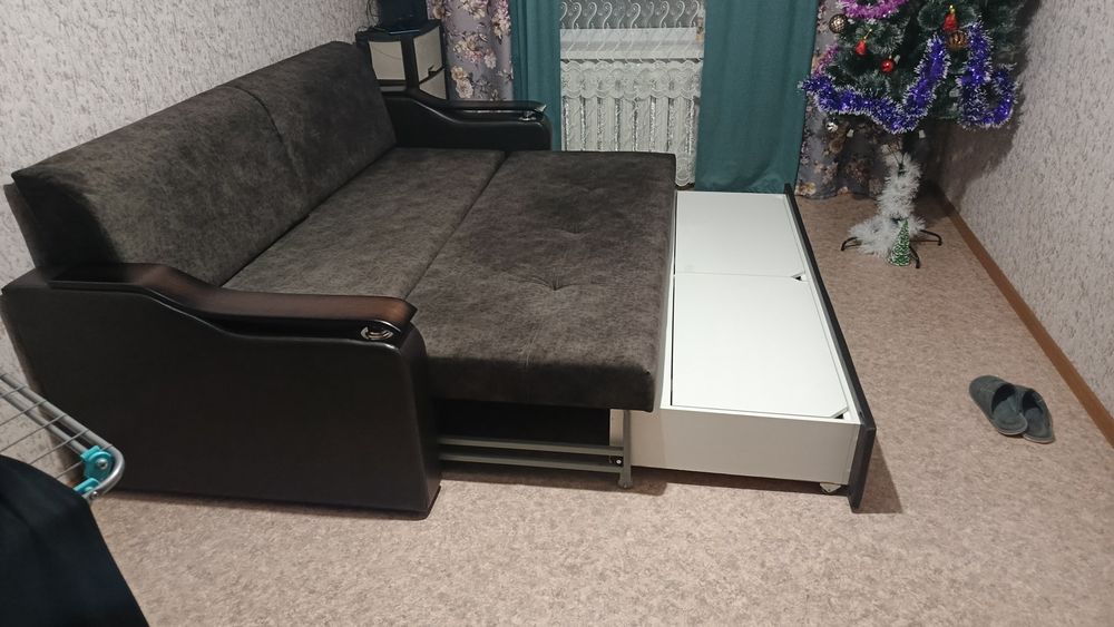 Продам диван 220000