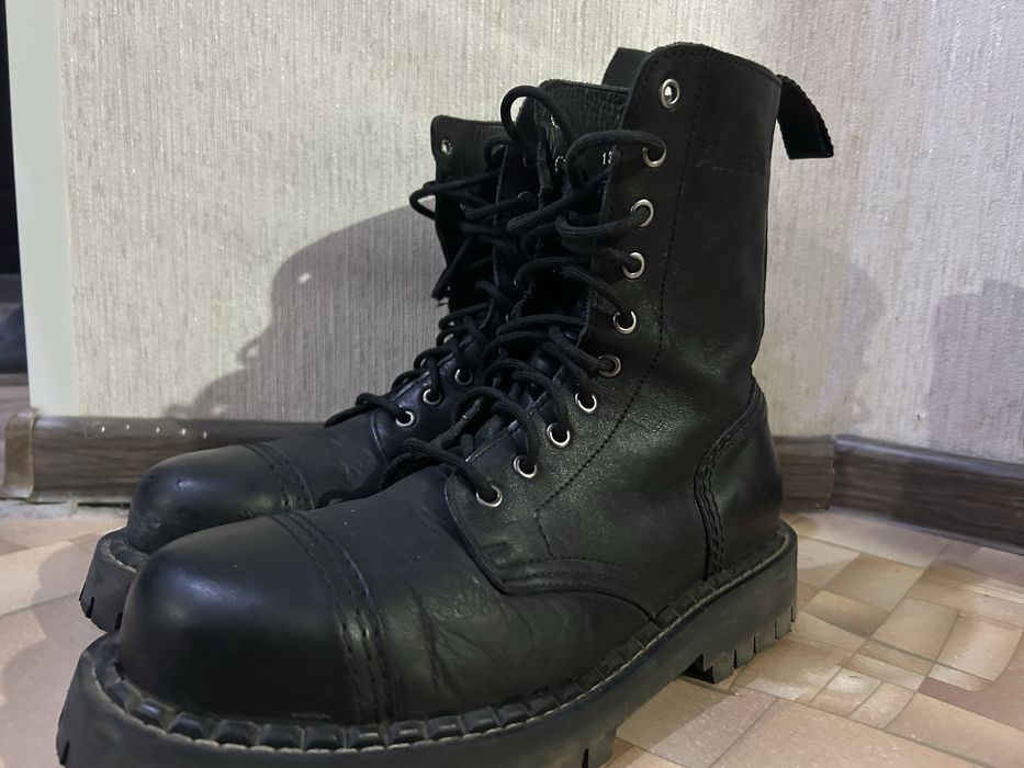 Продам тяжелый ботинки