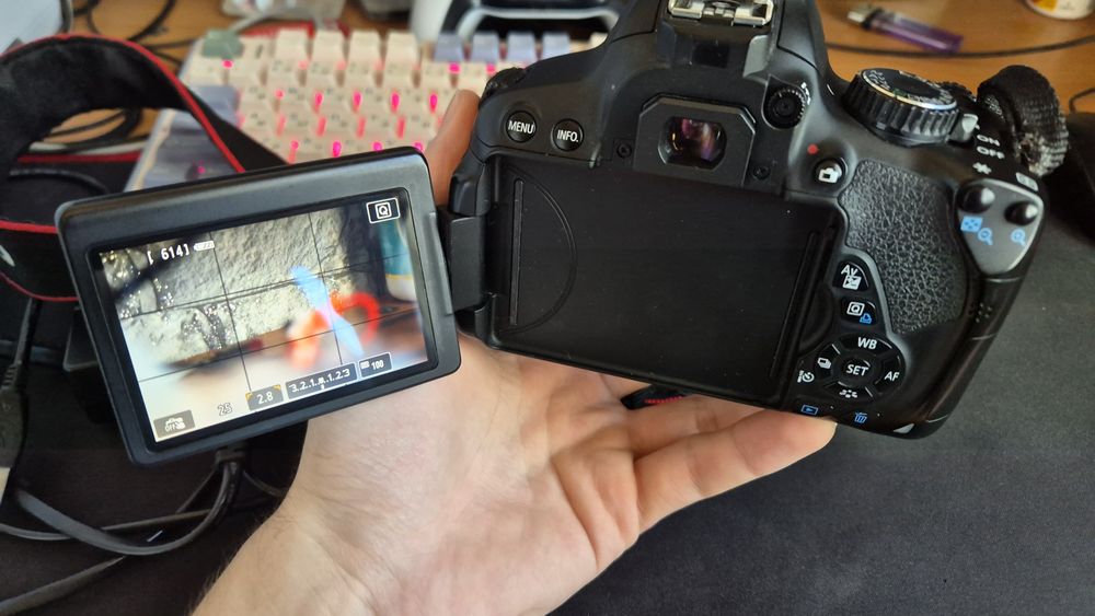 Фотоаппарат Canon 650D