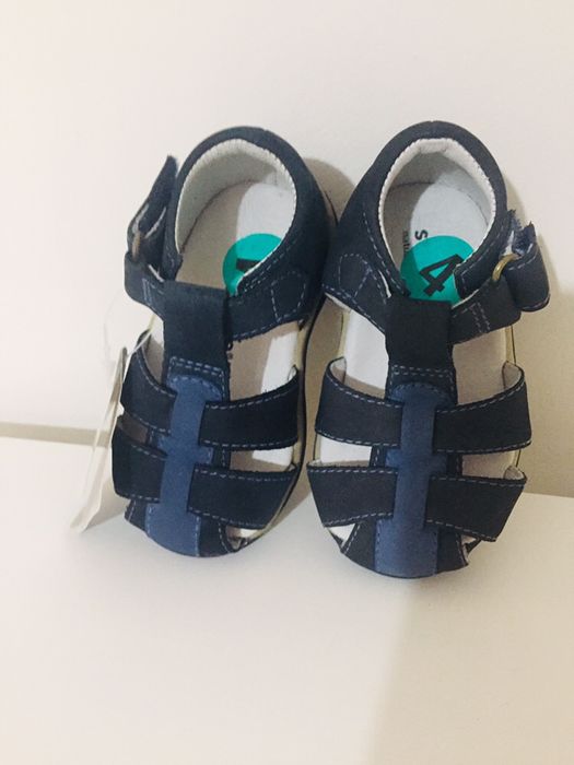 Нови сандали за момче