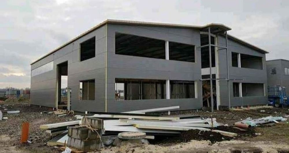 Vând hală metalica 25x10x4 și 15x8x4