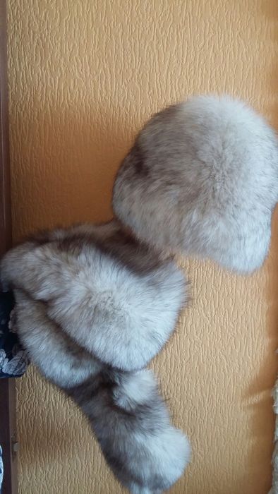 Шапка и воротник из песца новые