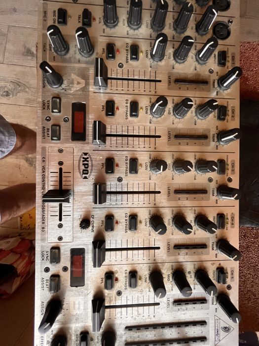 Mixer dj Behringer vmx 1000