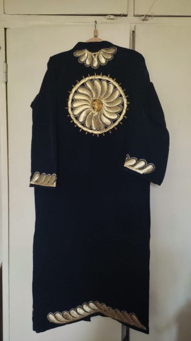 Чапан новый мужской