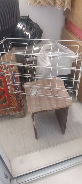 Полки, стеллажи.