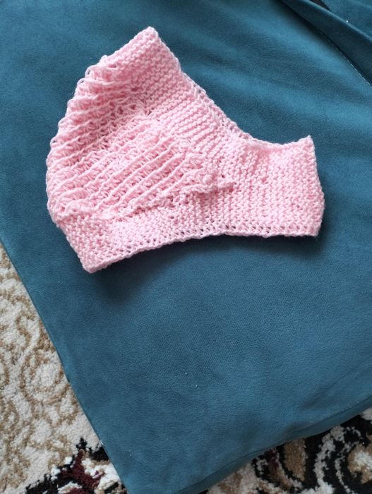 Ободок колдан тоқылған