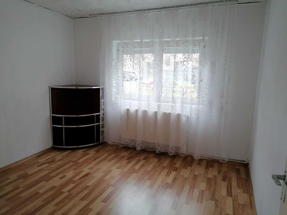Apartament 3 camere decomandate, 70mp, Lupeni HD