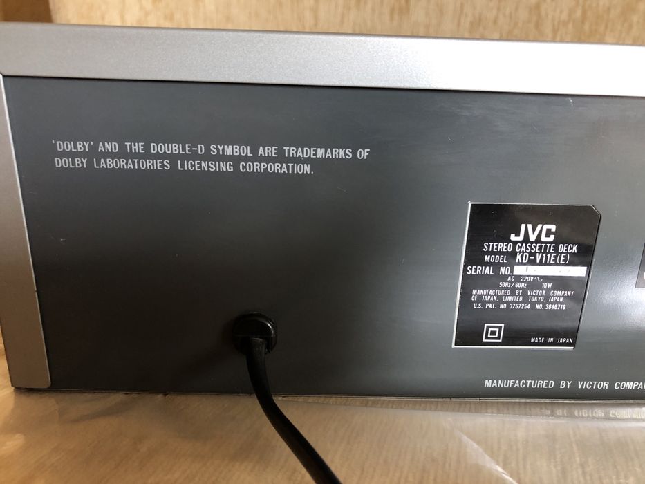 Стерео касетен дек JVC  модел KD-V11