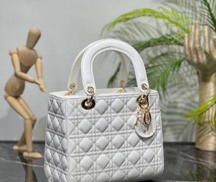 Genti dama Medium Lady,diverse nuanțe, saculet, etichetă