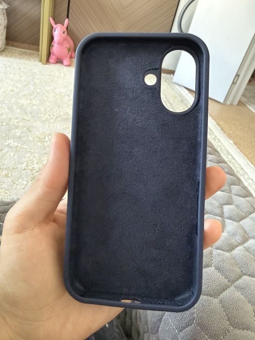 Продам чехол для айфон 16