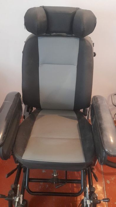 Коляска инвалидная